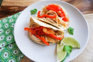 healthy easy fast slow cooker chicken fajitas samantha elaine